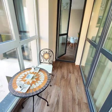 In Chantrer With Garage Apartment Burgas